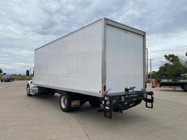 2025 Peterbilt 536 — photo 12