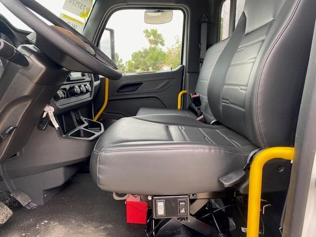 2025 Peterbilt 536 — photo 15