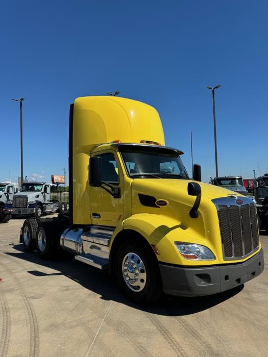 2021 Peterbilt 579 — photo 6