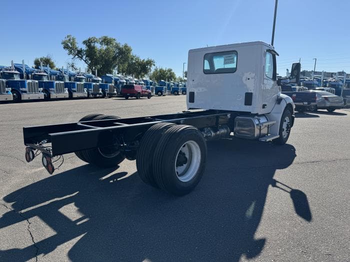 2025 Peterbilt 536 — photo 9
