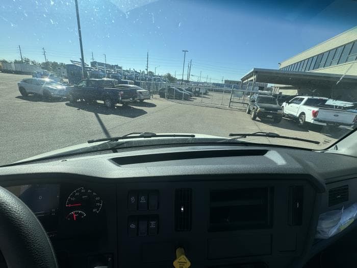2025 Peterbilt 536 — photo 16
