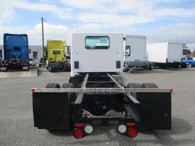 2025 Peterbilt 536 — photo 5