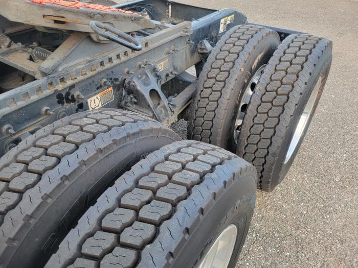 2021 Peterbilt 579 — photo 12