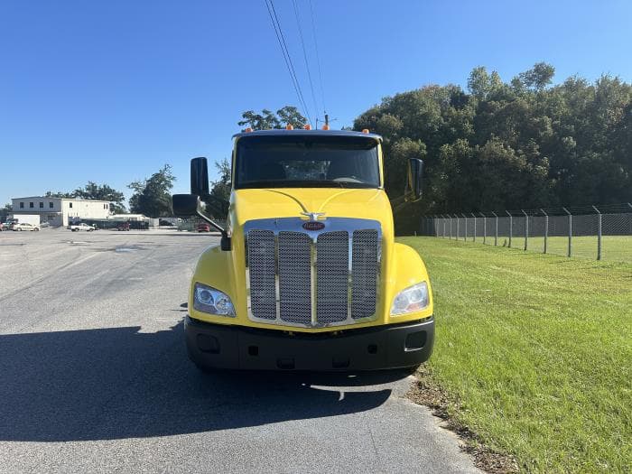 2021 Peterbilt 579 — photo 5