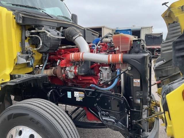 2021 Peterbilt 579 — photo 10