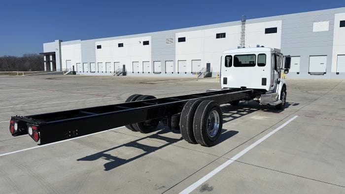 2025 Peterbilt 536 — photo 6