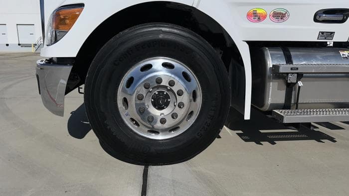 2025 Peterbilt 536 — photo 12