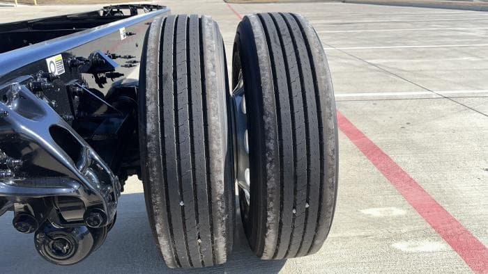 2025 Peterbilt 536 — photo 15