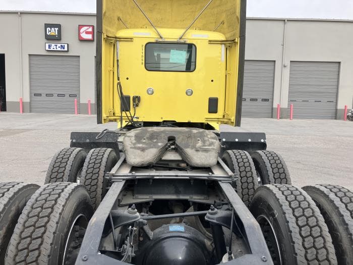 2021 Peterbilt 579 — photo 12