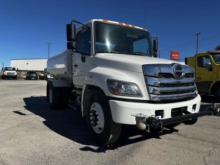 2025 Hino L6 — photo 4