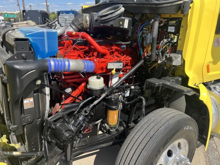 2021 Peterbilt 579 — photo 11