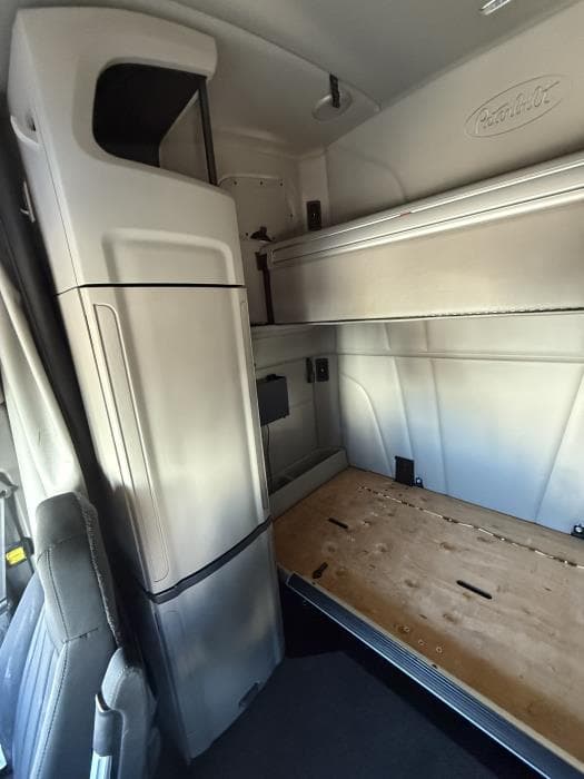 2022 Peterbilt 579 — photo 11