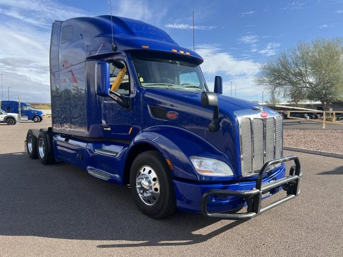 2022 Peterbilt 579 — photo 4