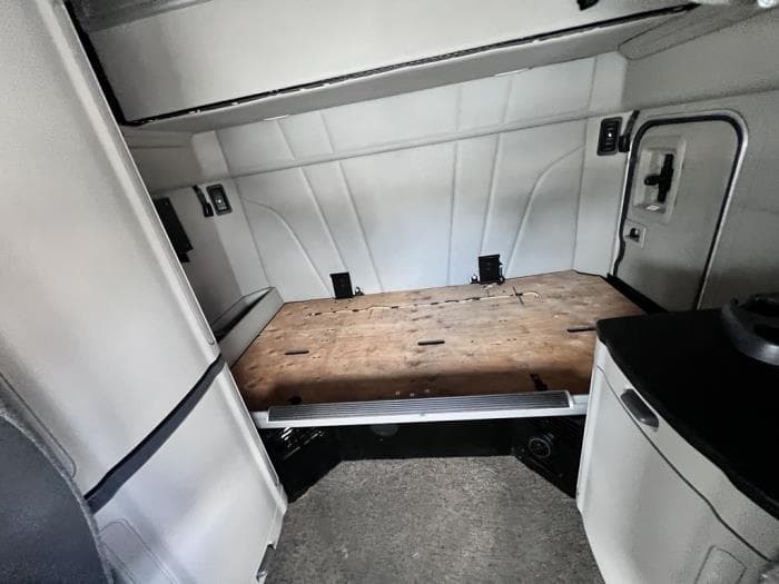 2022 Peterbilt 579 — photo 17