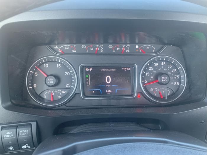 2026 International LT — photo 6