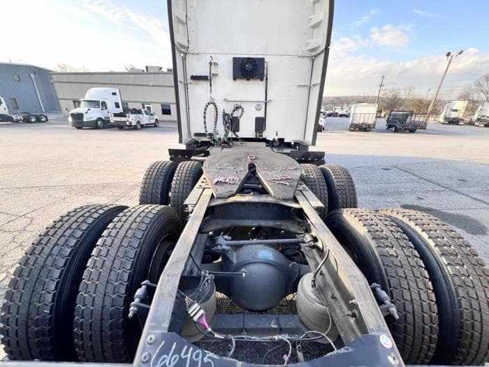 2022 Peterbilt 579 — photo 7