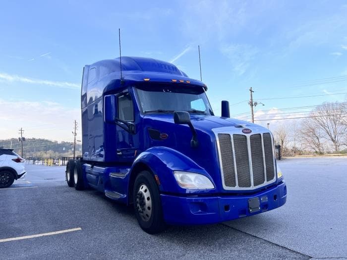 2022 Peterbilt 579 — photo 5