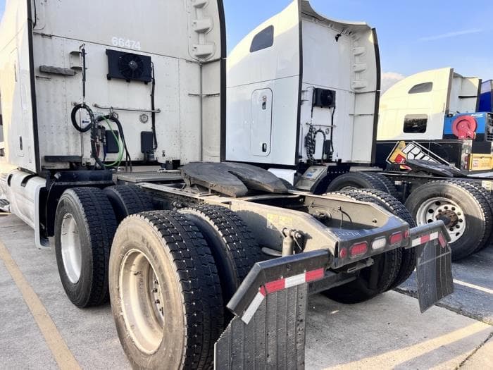 2022 Peterbilt 579 — photo 4