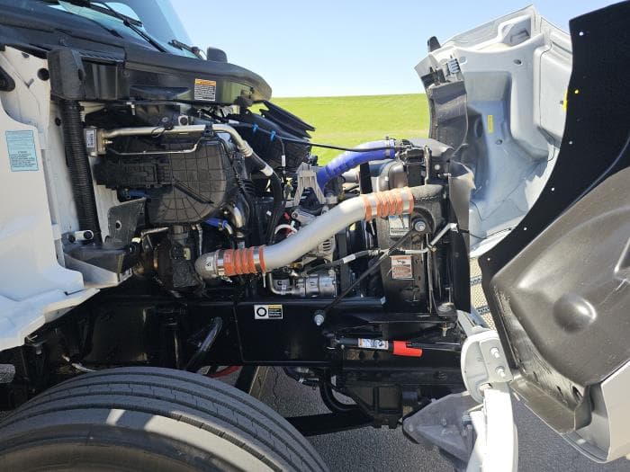 2025 Peterbilt 536 — photo 13