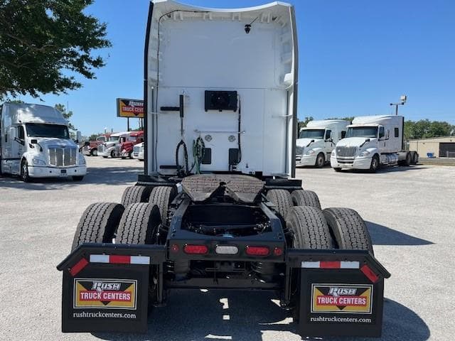 2022 Peterbilt 579 — photo 5