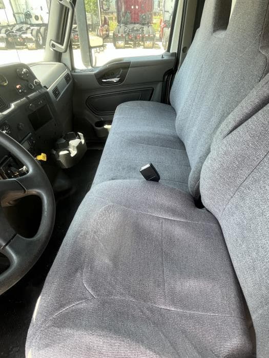 2020 International MV — photo 10