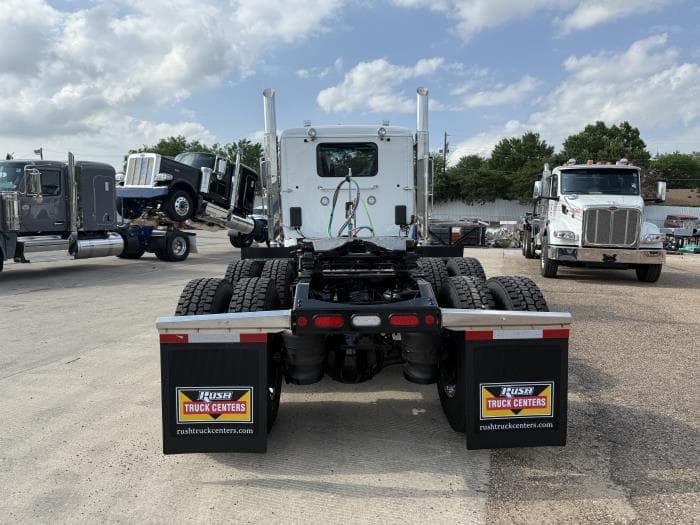 2026 Peterbilt 589 — photo 11