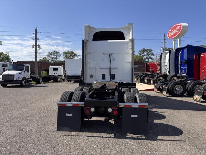 2022 Peterbilt 567 — photo 5