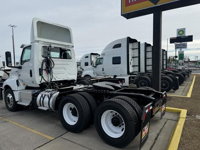 2026 International LT — photo 4