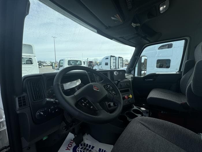 2026 International LT — photo 8