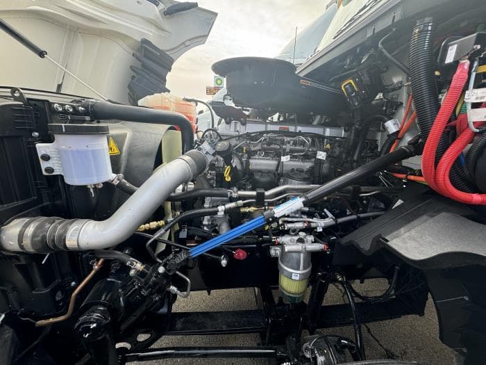 2026 International LT — photo 9