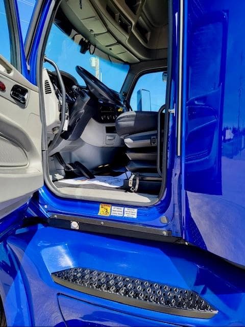 2022 Peterbilt 579 — photo 14
