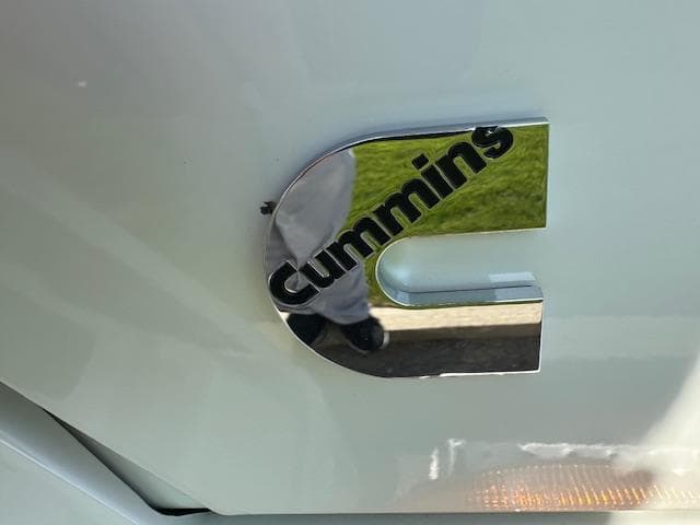 2026 International LT — photo 13