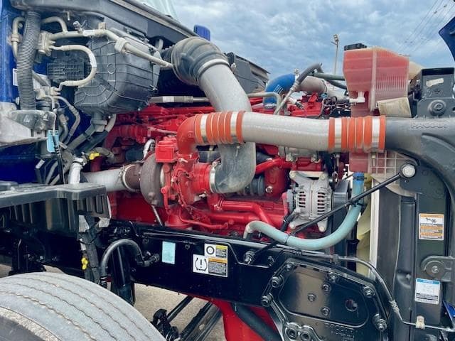2022 Peterbilt 579 — photo 16