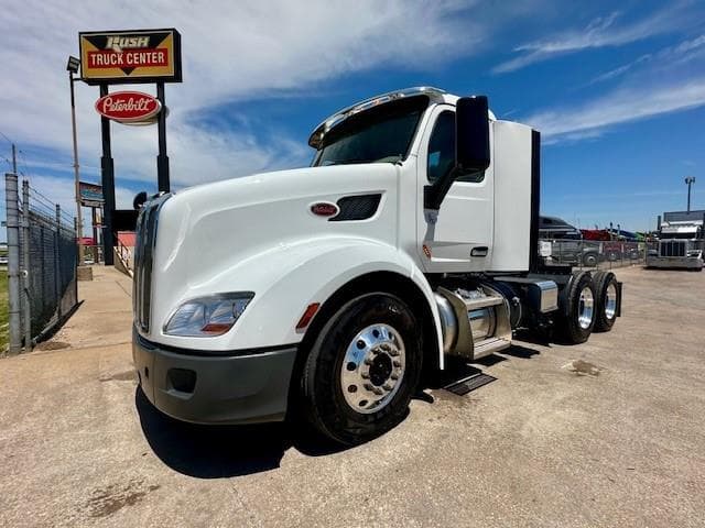 2021 Peterbilt 579 — photo 2