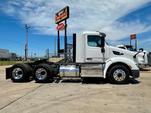 2021 Peterbilt 579 — photo 6