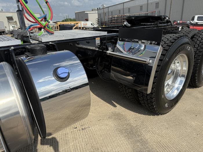 2026 Peterbilt 589 — photo 23