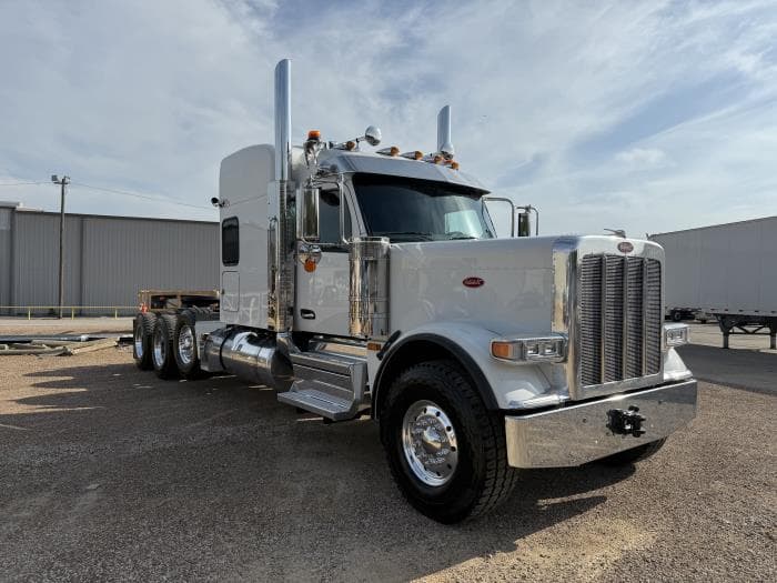 2026 Peterbilt 589 — photo 12