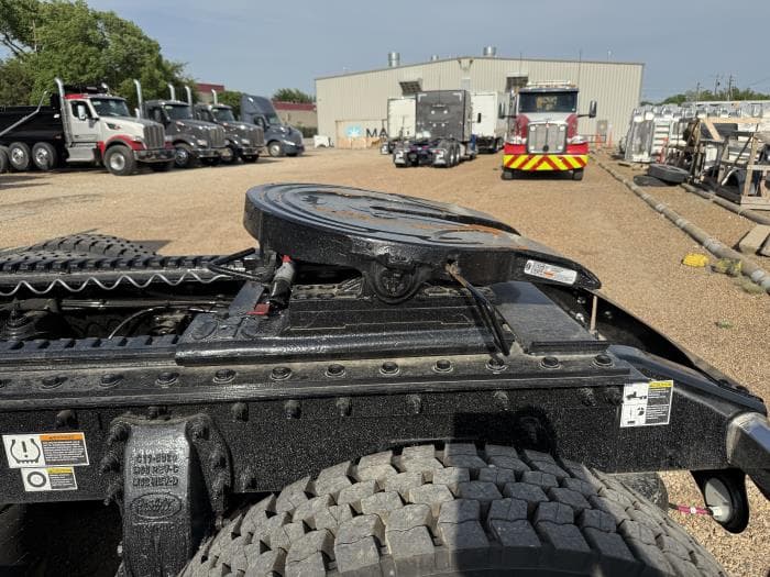 2026 Peterbilt 589 — photo 23