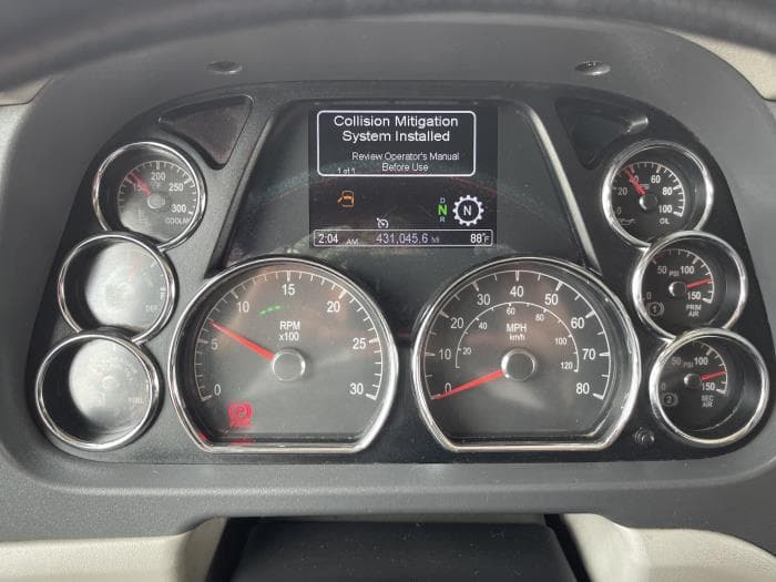 2022 Peterbilt 579 — photo 16