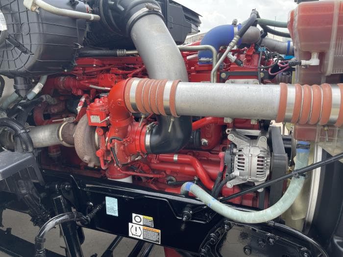 2022 Peterbilt 579 — photo 28