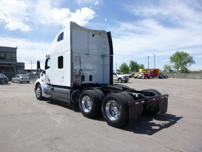 2021 Peterbilt 579 — photo 7