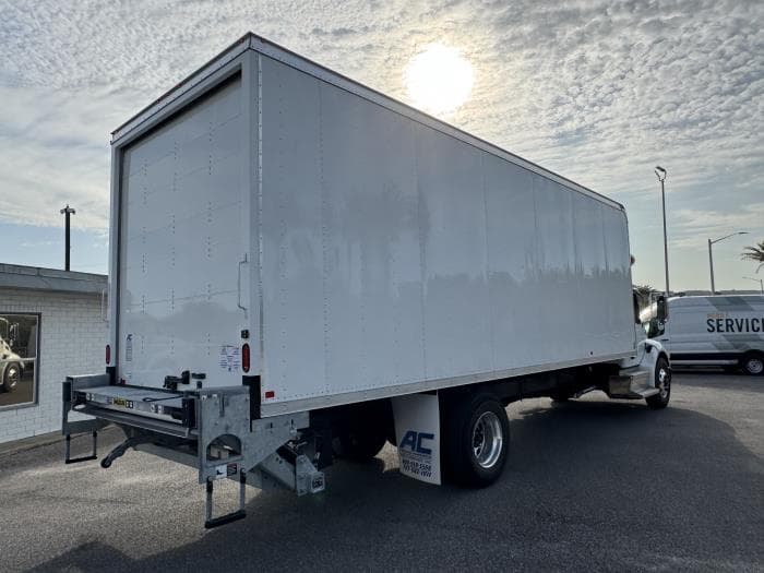 2025 Peterbilt 536 — photo 6