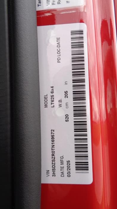 2026 International LT — photo 19