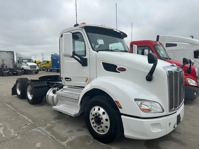 2020 Peterbilt 579 — photo 8