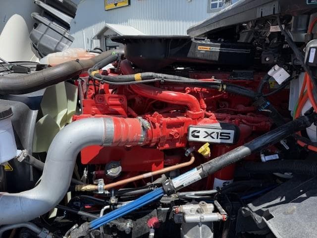 2026 International LT — photo 16