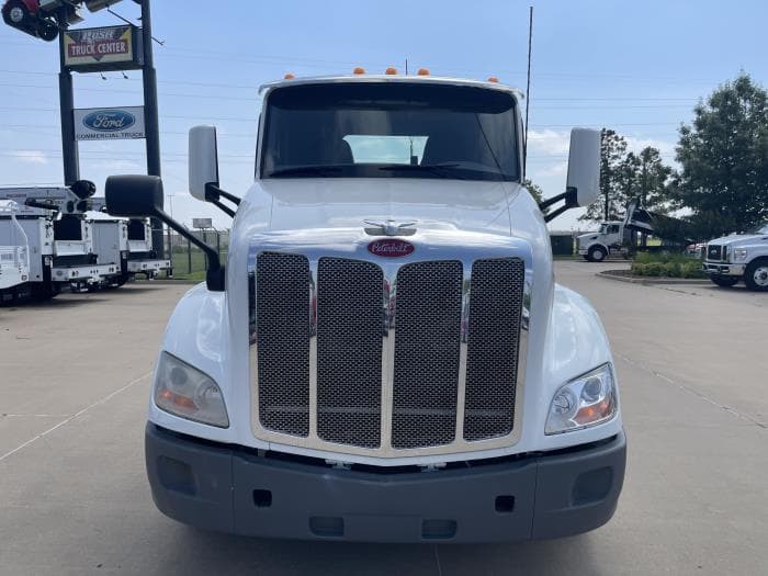 2021 Peterbilt 579 — photo 5