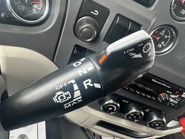 2021 Peterbilt 579 — photo 4