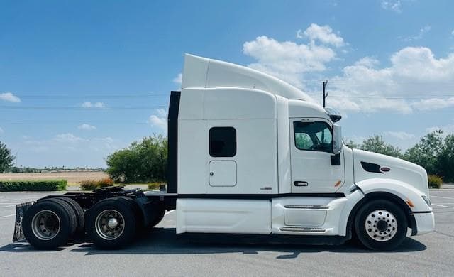 2019 Peterbilt 579 — photo 5