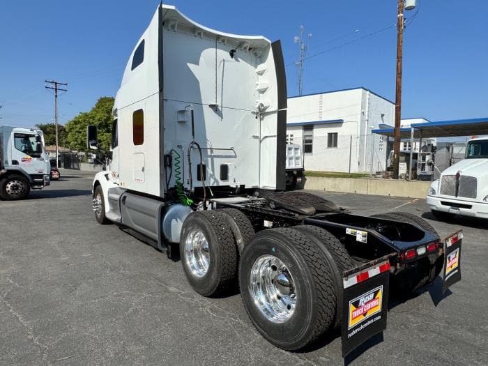 2021 Peterbilt 579 — photo 8