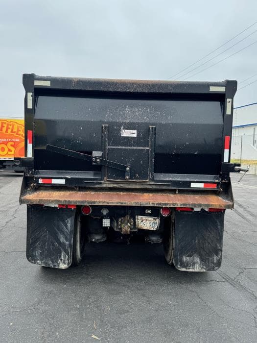 2017 Peterbilt 389 — photo 7